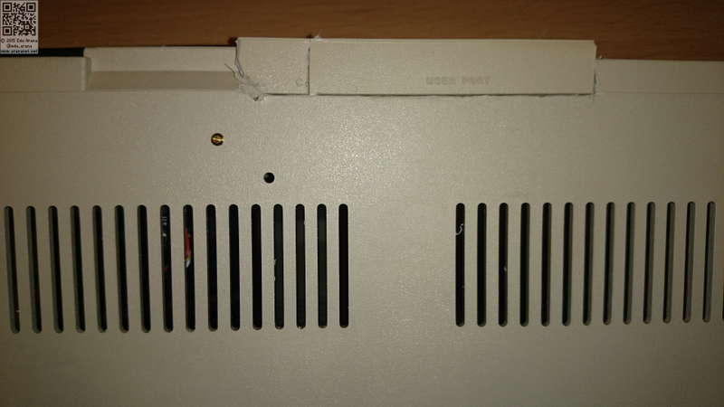 Illustration for article titled C128 a PC: Cómo convertir una Commodore C128 en un potente ordenador